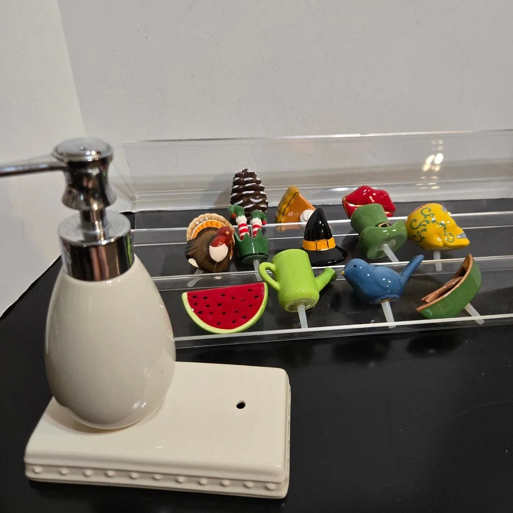 Nora Fleming Pearl Dot Stoneware Soap Pump Dispenser - Retired Minis Available